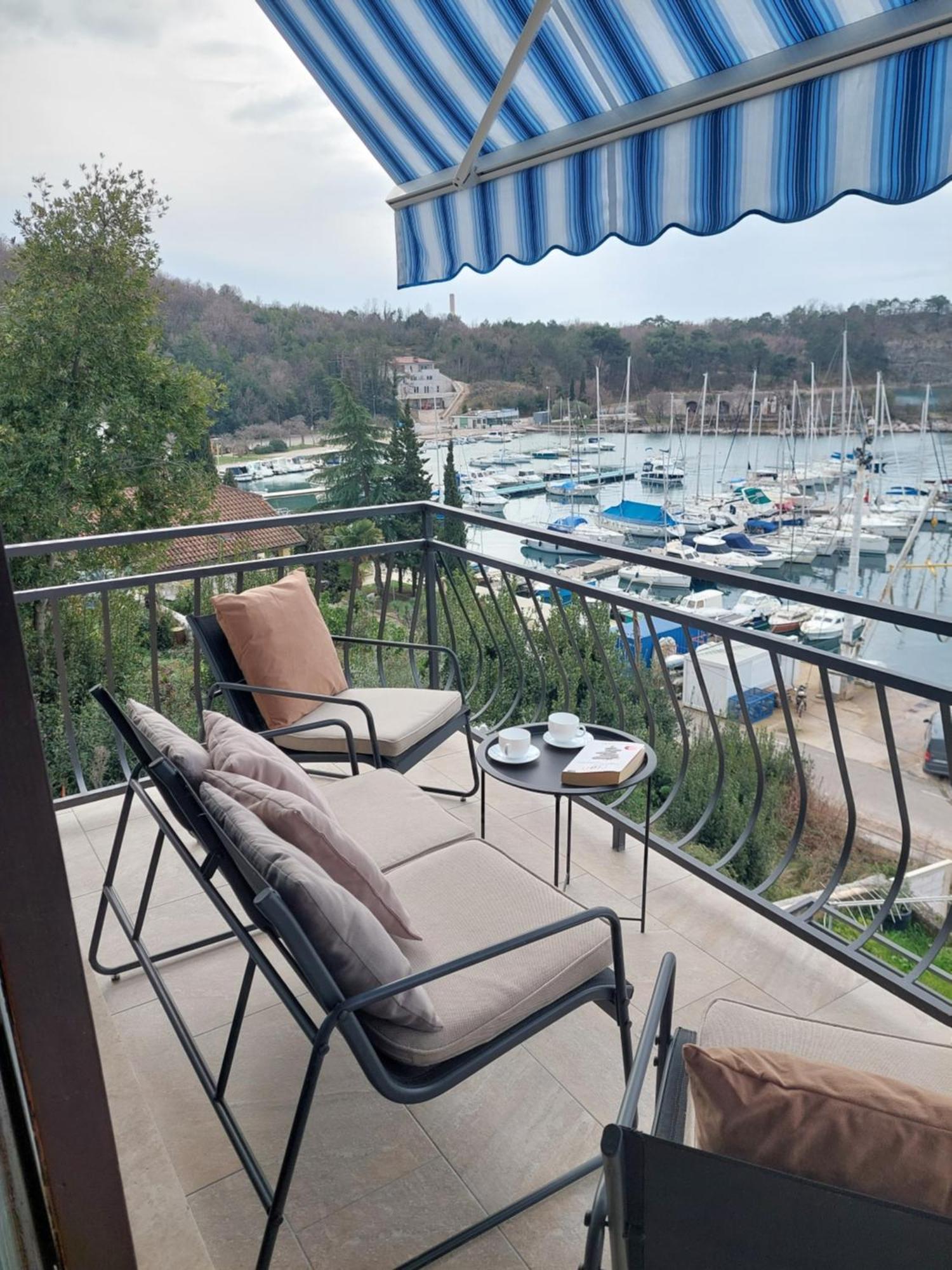 Apartman Marija II Omišalj Eksteriør billede